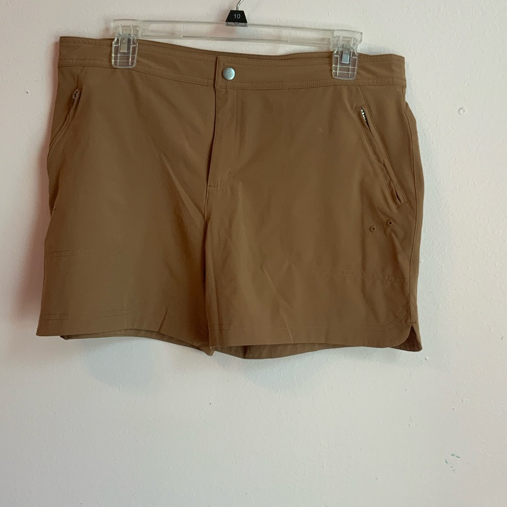 Reel Legend Shorts size 8